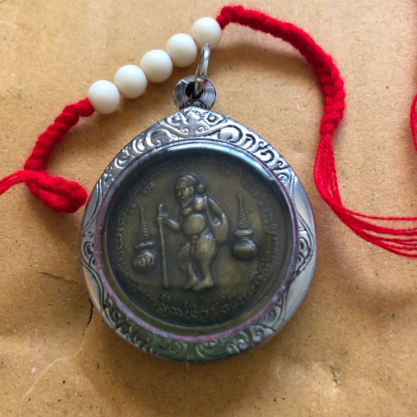 Lady Nang Kwak Chuchok  buddha amulet made in Thailand