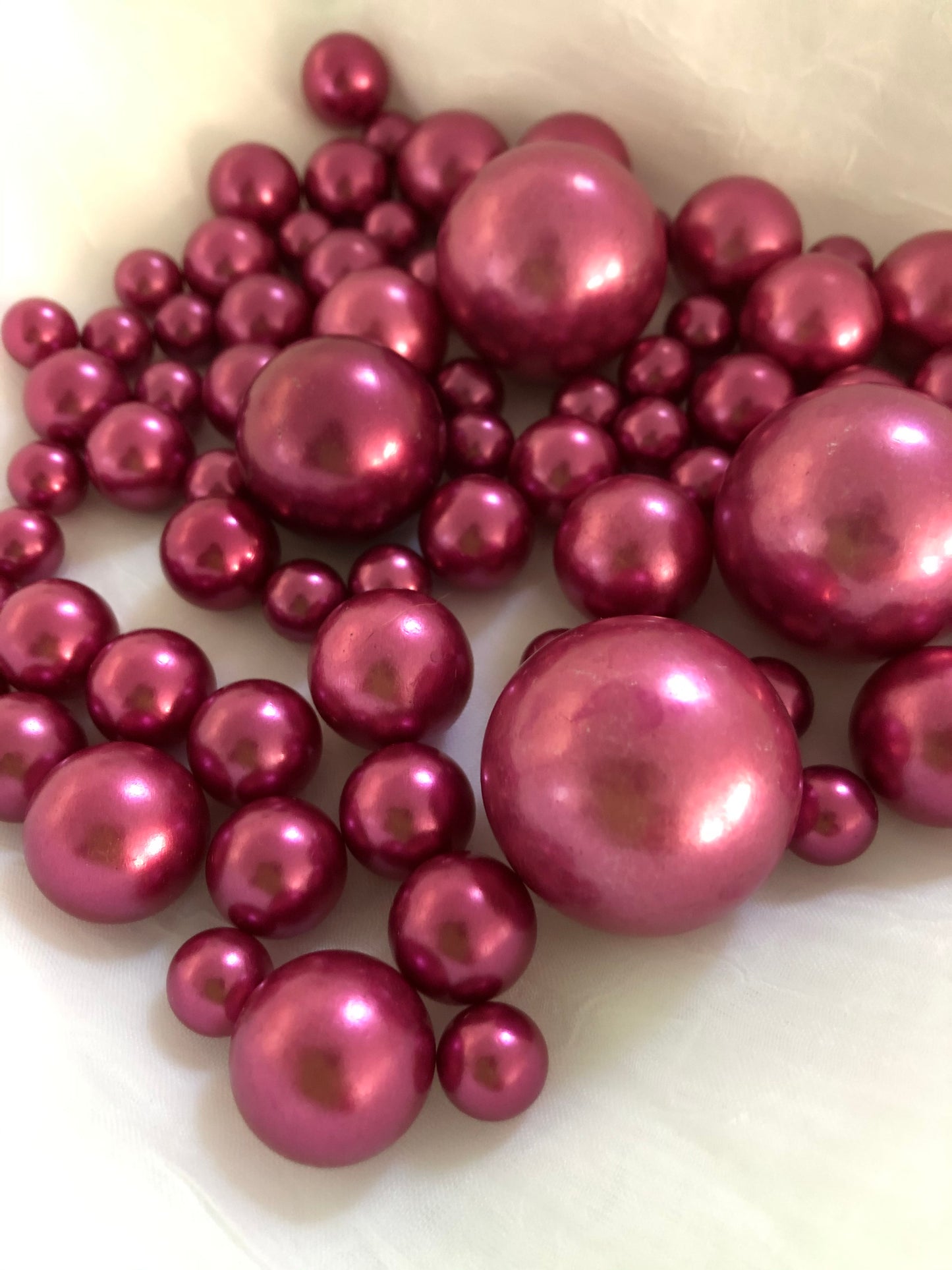 Berry Mauve Floating Pearl Centerpiece, Table Scatters