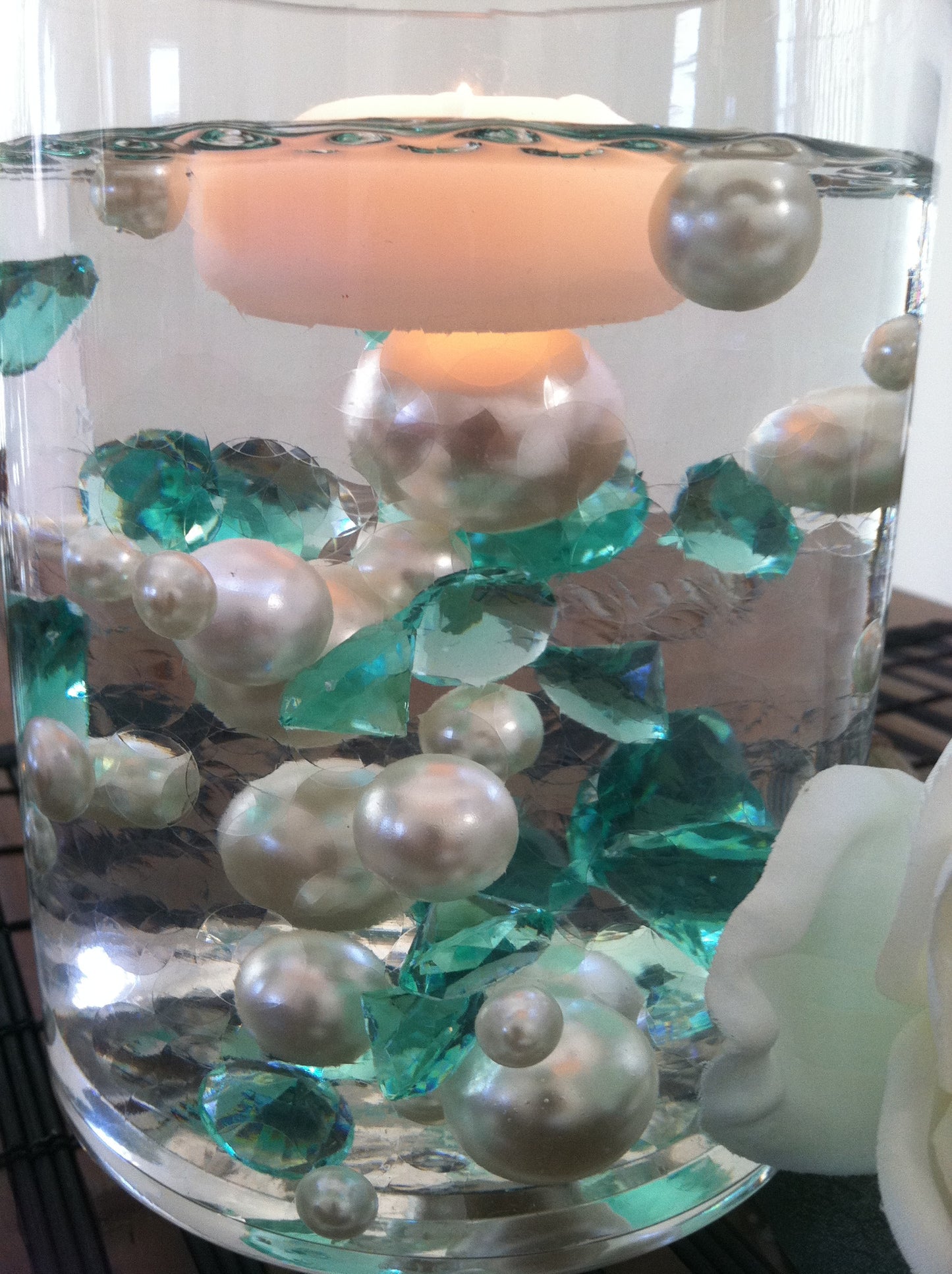 Floating Diamonds And Pearl Centerpiece, Vase Filler Gems, Table Scatters