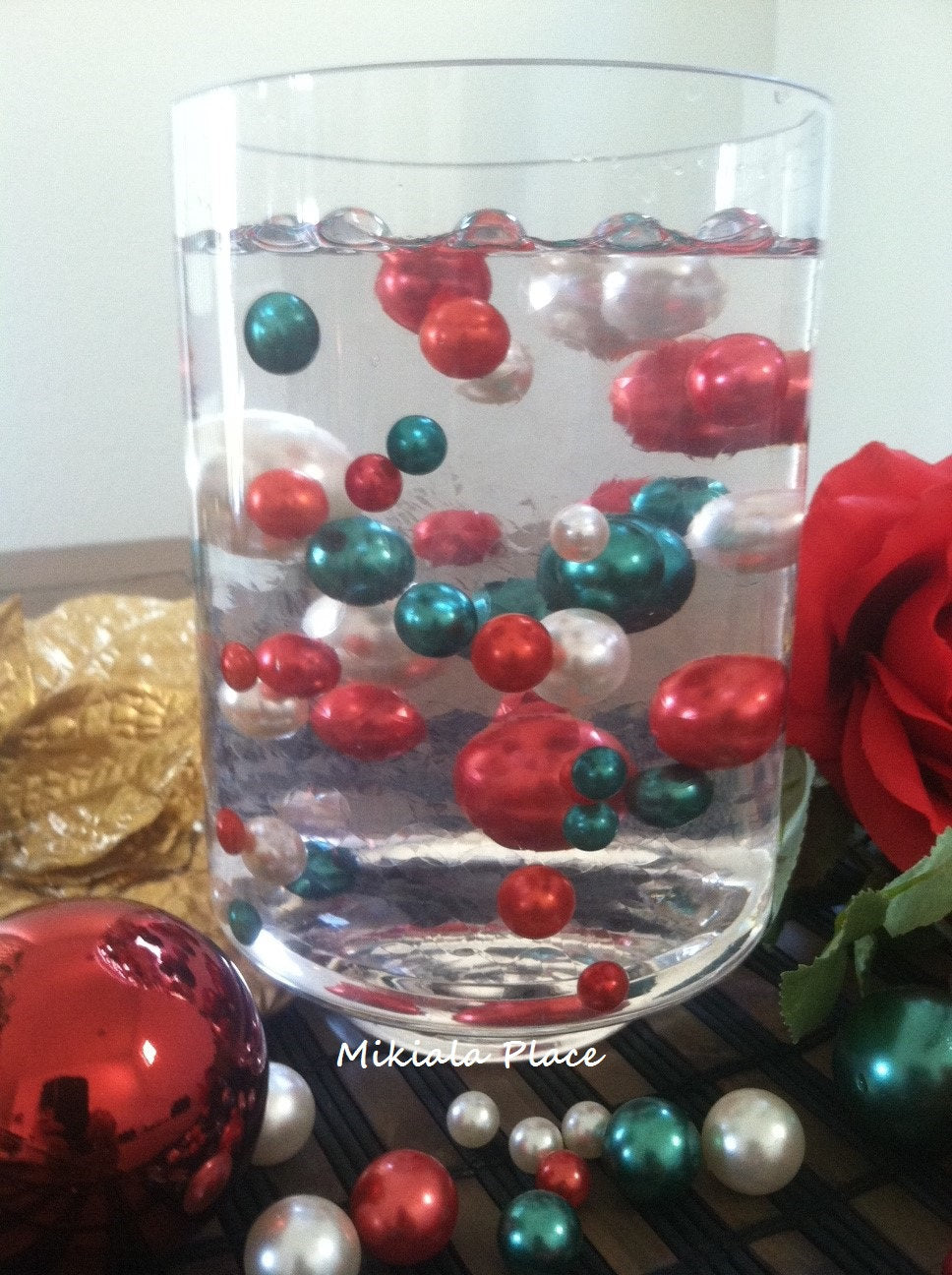 Christmas Holiday Floating Pearls - Christmas Wedding Table Pearls